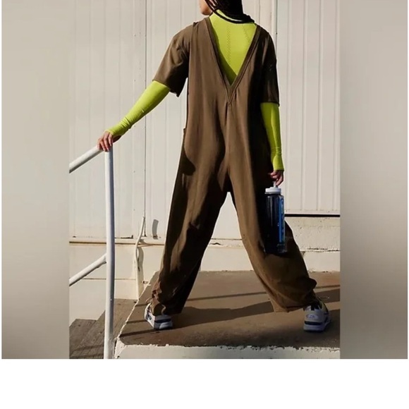 ⭐️NWT Free People Hot Shot Onsie Tee⭐️ - Picture 4 of 6